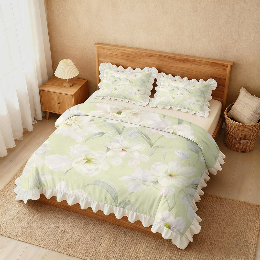 A Set of Light Green Duvet Cover with Floral Patterns And Ruffled Edges, Available in Multiple Sizes, Soft And Skin-Friendly, Machine Washable, Suitable for Bedrooms, Guest Rooms, Dormitories