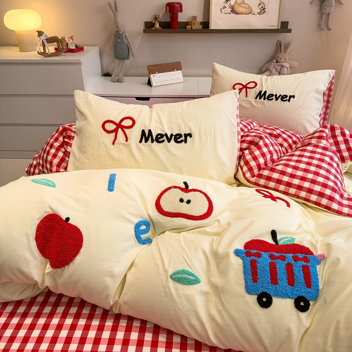 4pcs Cute Anime Cartoon Embroidered Duvet Cover Set (1 Duvet Cover + 1 Bed Sheet + 2 Pillowcases), Soft, Skin-Friendly, Breathable, Machine Washable, Suitable for Bedroom, Dorm, and Hotel Bedding Decor, All-Season Use - Four-Piece Bedding Set, Ideal
