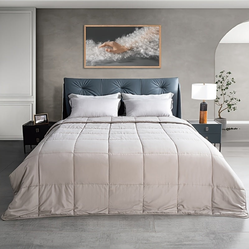 This Quilt for a Double Bed Features a Quilting Technique Suitable for All Seasons. It Is Soft, Fluffy, And Lightweight, Measuring 229×229 Cm (90×90 In) And Weighing 1350G. It Is Machine Washable And Comes with Corner Ties for Easy Installation