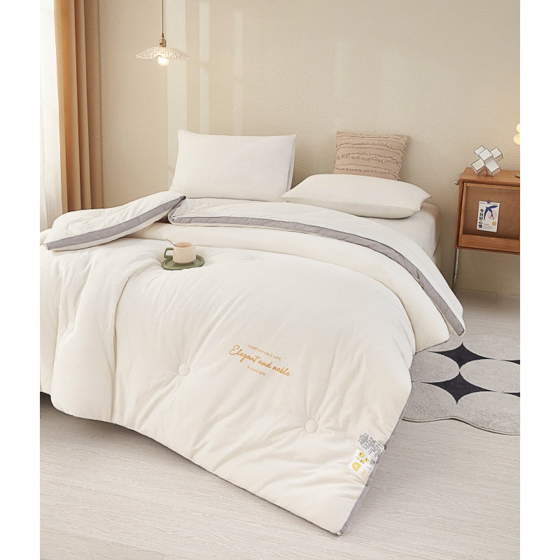 Thickened Warm Winter Milk Quilt, Soft and Skin-Friendly, Quilted Craftsmanship, Fade-Resistant, All-Season Comfort, Machine Washable, Suitable for Bedroom and Guest Room, Winter Quilt, Fashionable and Comfortable Quilt, Elegant Bedding, Soft Fabric