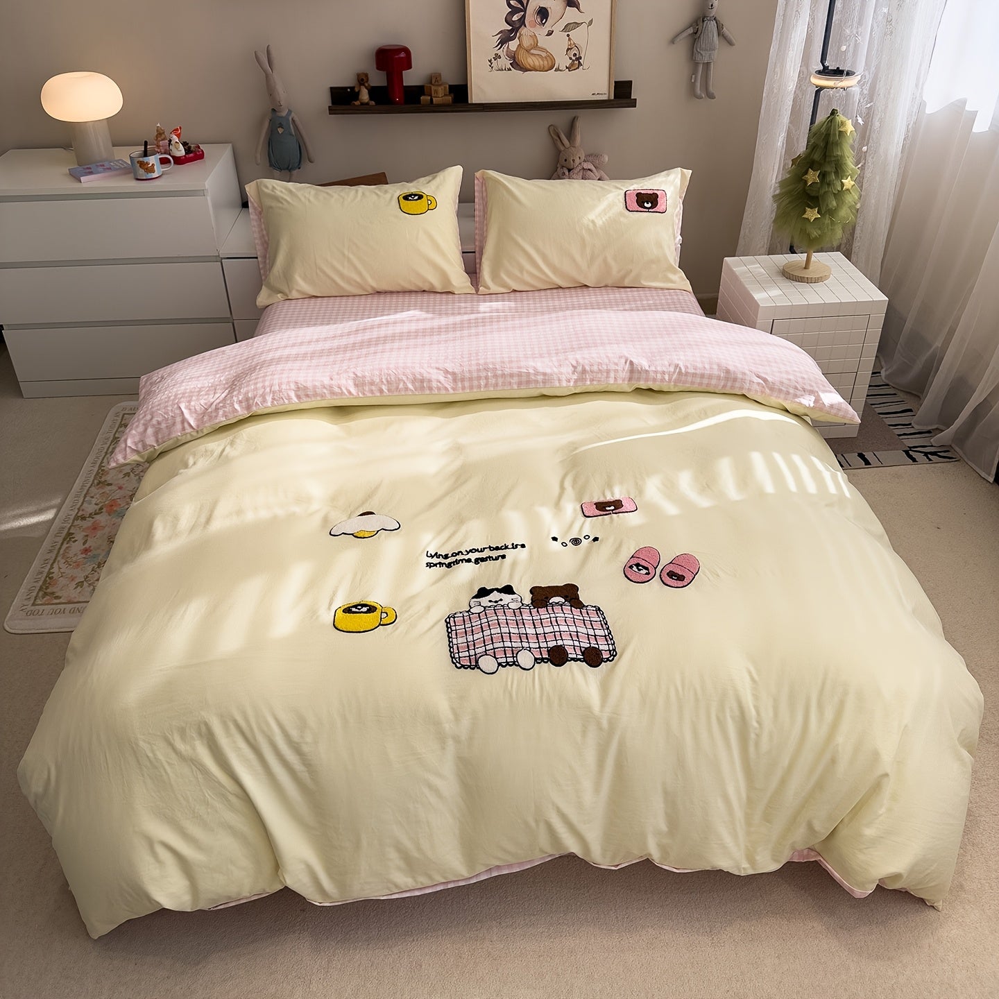 4pcs Cute Anime Cartoon Embroidered Duvet Cover Set (1 Duvet Cover + 1 Bed Sheet + 2 Pillowcases), Soft, Skin-Friendly, Breathable, Machine Washable, Suitable for Bedroom, Dorm, and Hotel Bedding Decor, All-Season Use - Four-Piece Bedding Set, Ideal